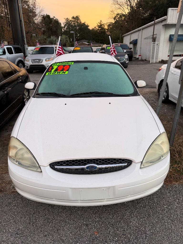 2003 Ford Taurus SEL Deluxe's photo