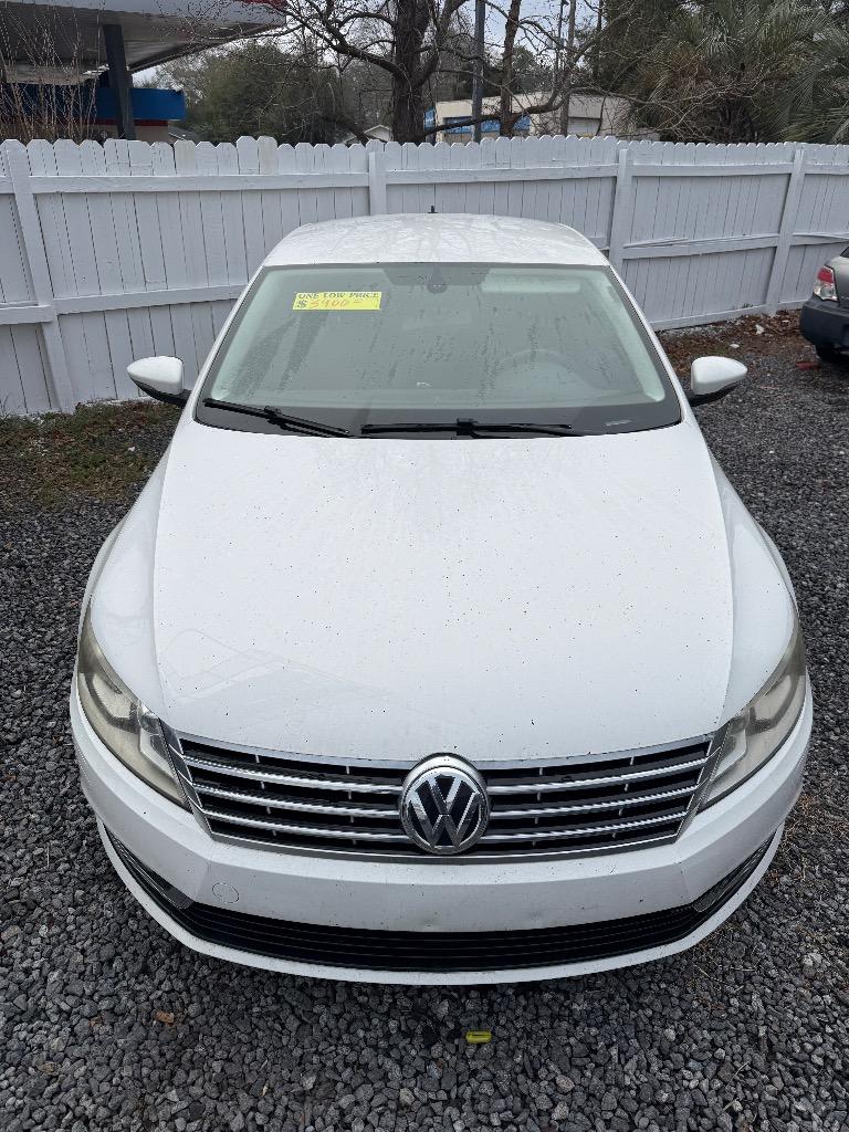 2013 Volkswagen CC R-Line's photo