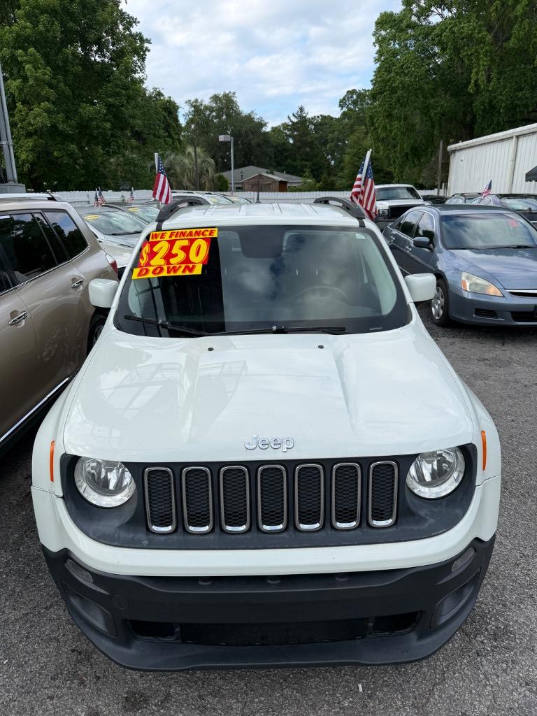 2016 Jeep Renegade Latitude FWD's photo
